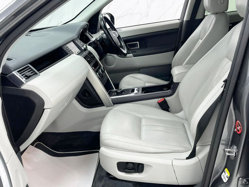 Used Land Rover Discovery Sport 2017 for sale - 78021938: Photo 16