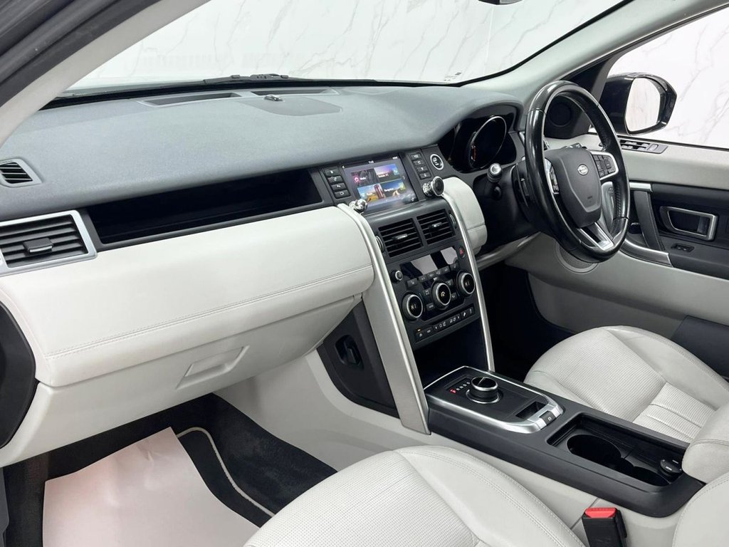 Used Land Rover Discovery Sport 2017 for sale - 78021938: Photo 17