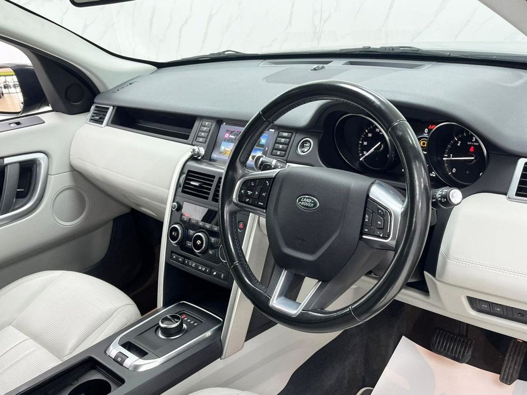 Used Land Rover Discovery Sport 2017 for sale - 78021938: Photo 24