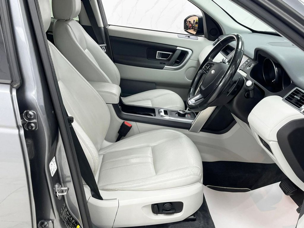 Used Land Rover Discovery Sport 2017 for sale - 78021938: Photo 28