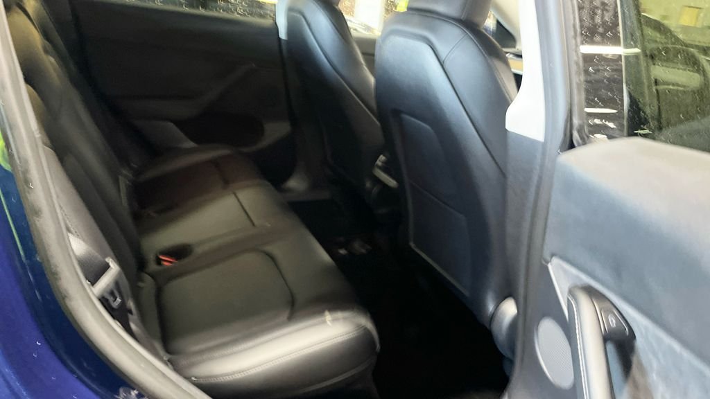 Used Tesla Model Y 2023 for sale - 77953230: Photo 10