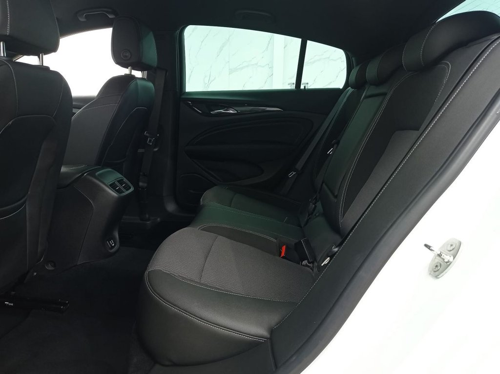 Used Vauxhall Insignia 2017 for sale - 77370106: Photo 32