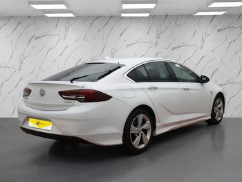 Used Vauxhall Insignia 2017 for sale - 77370106: Photo