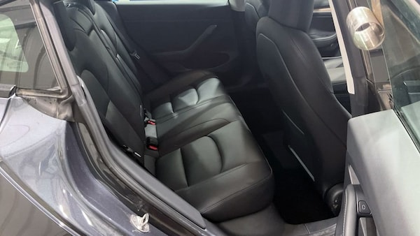 Used Tesla Model 3 2021 for sale - 76223968: Photo 11