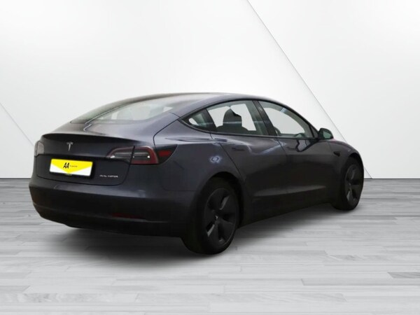 Used Tesla Model 3 2021 for sale - 76223968: Photo 4