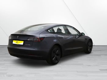 Used Tesla Model 3 2021 for sale - 76223968: Photo 4