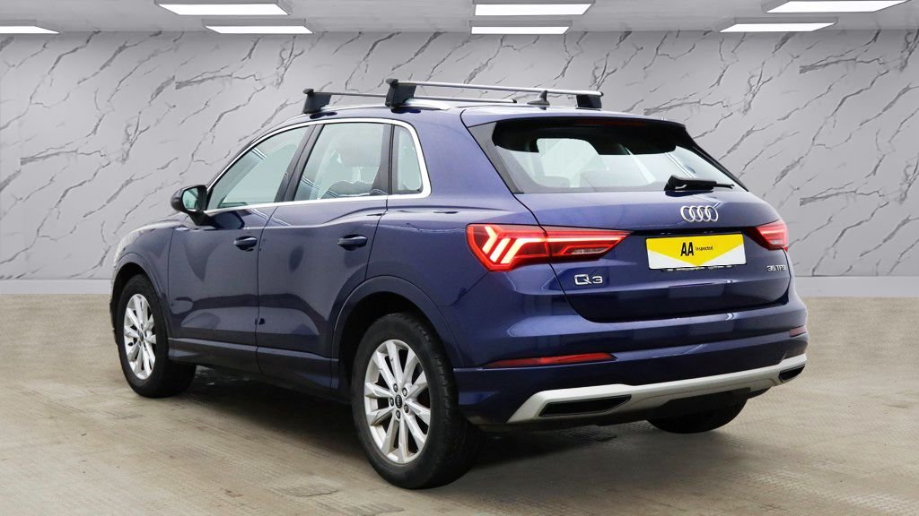 Used Audi Q3 2020 for sale - 77452059: Photo 3