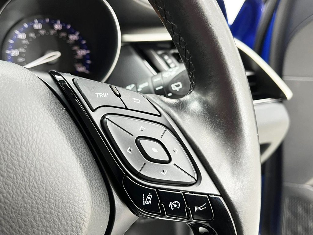Used Toyota C-HR 2019 for sale - 75853333: Photo 28