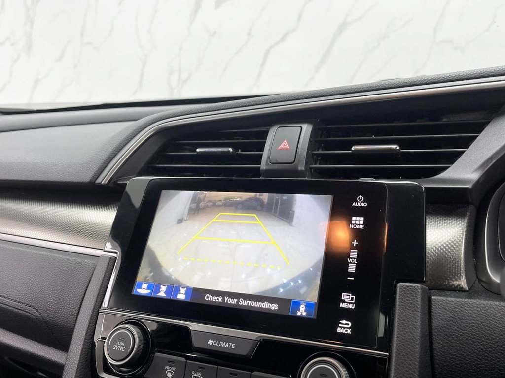 Used Honda Civic 2017 for sale - 76724362: Photo 17