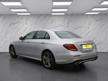 Used Mercedes-Benz E Class 2016 for sale - 77920100: Photo