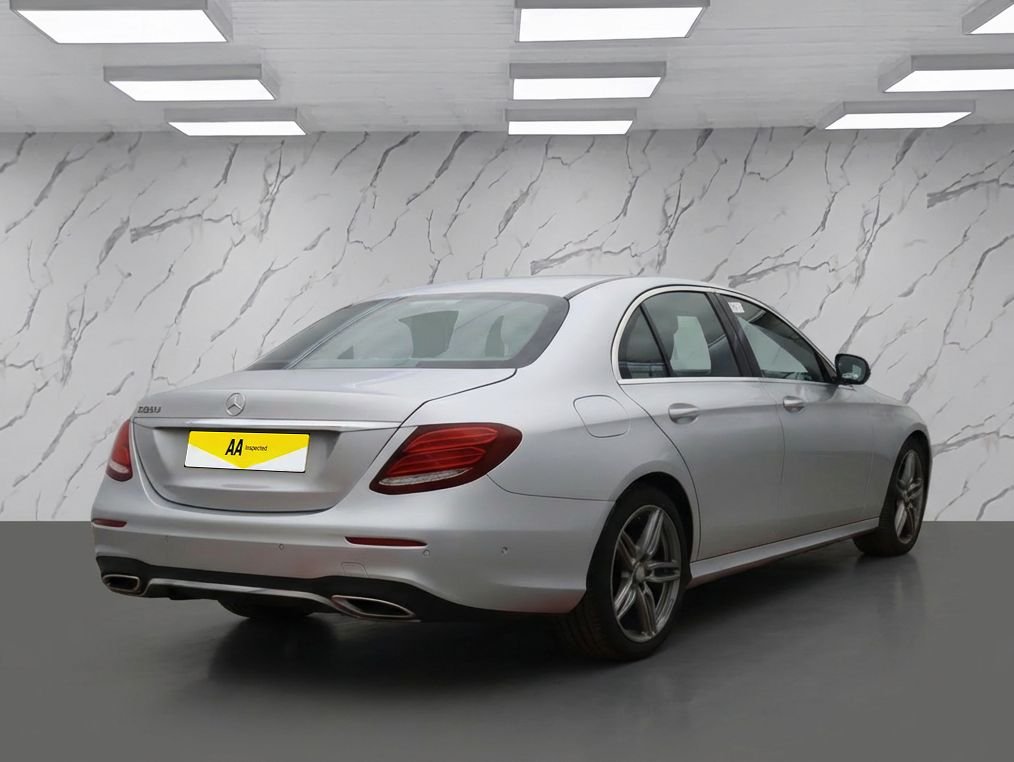 Used Mercedes-Benz E Class 2016 for sale - 77920100: Photo 4
