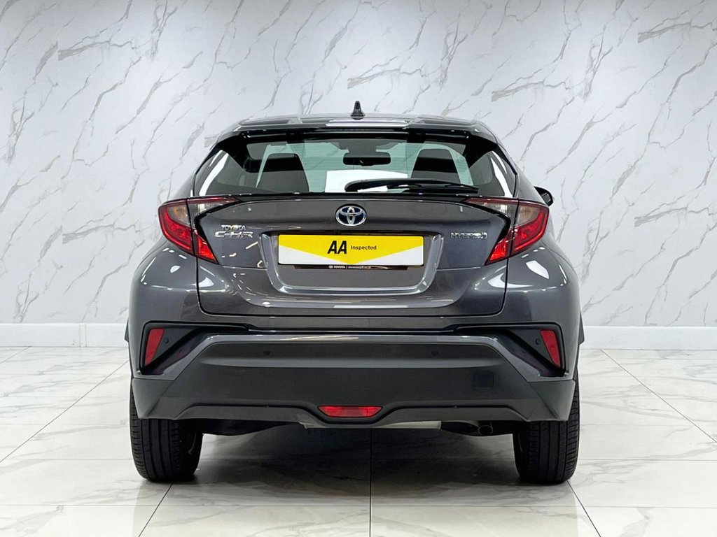 Used Toyota C-HR 2022 for sale - 76210829: Photo 10