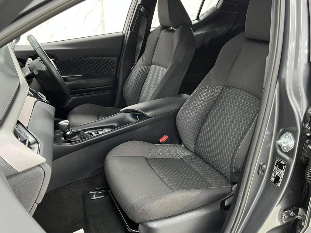 Used Toyota C-HR 2022 for sale - 76210829: Photo 17