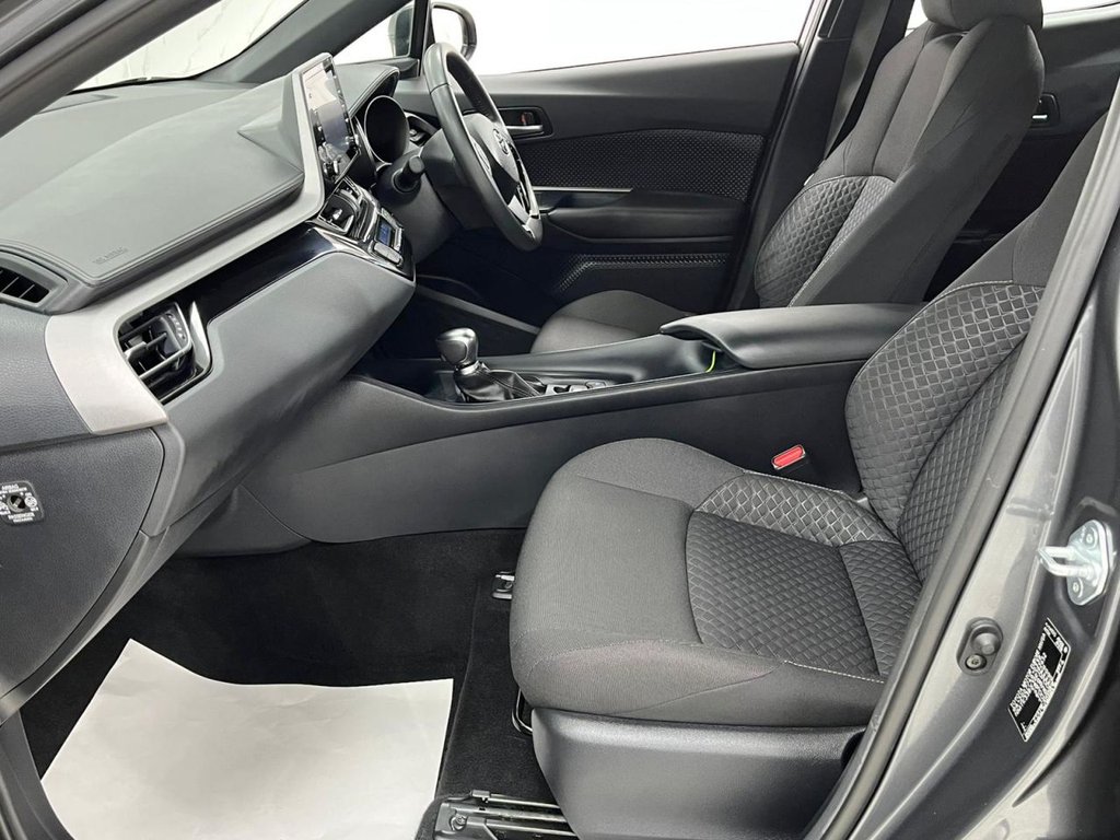 Used Toyota C-HR 2022 for sale - 76210829: Photo 18