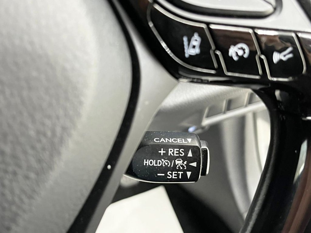 Used Toyota C-HR 2022 for sale - 76210829: Photo 25