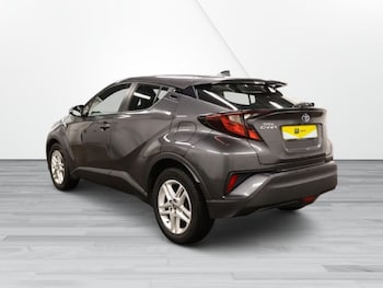 Used Toyota C-HR 2022 for sale - 76210829: Photo 3