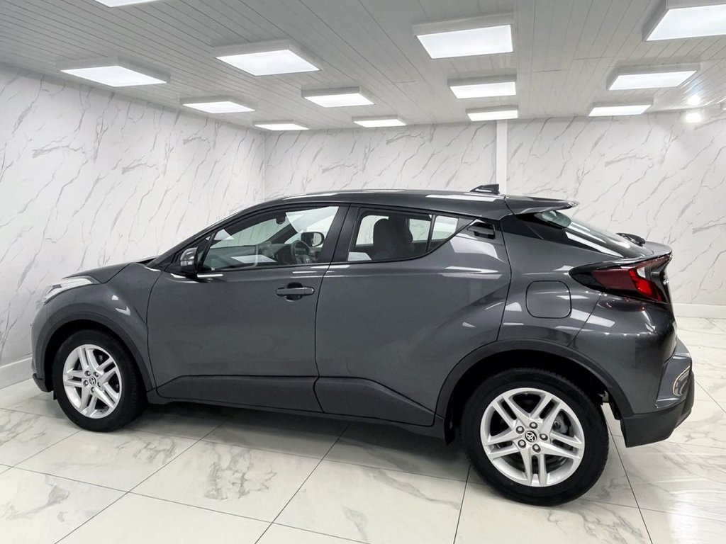 Used Toyota C-HR 2022 for sale - 76210829: Photo 8