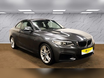 Used BMW 2 Series 2016 for sale - 76900761: Photo