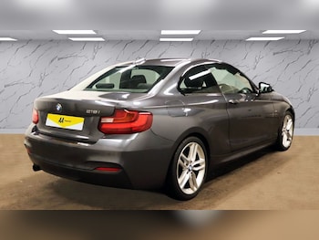 Used BMW 2 Series 2016 for sale - 76900761: Photo