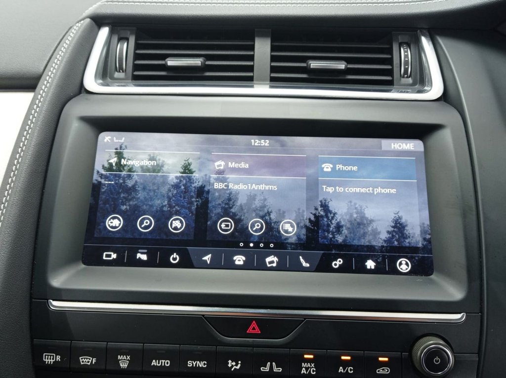 Used Jaguar E-Pace 2019 for sale - 77667277: Photo 23