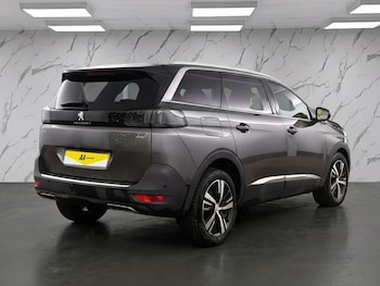 Used Peugeot 5008 2023 for sale - 77967379: Photo