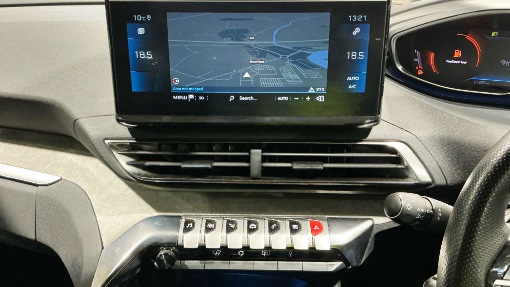 Used Peugeot 5008 2023 for sale - 77967379: Photo 7