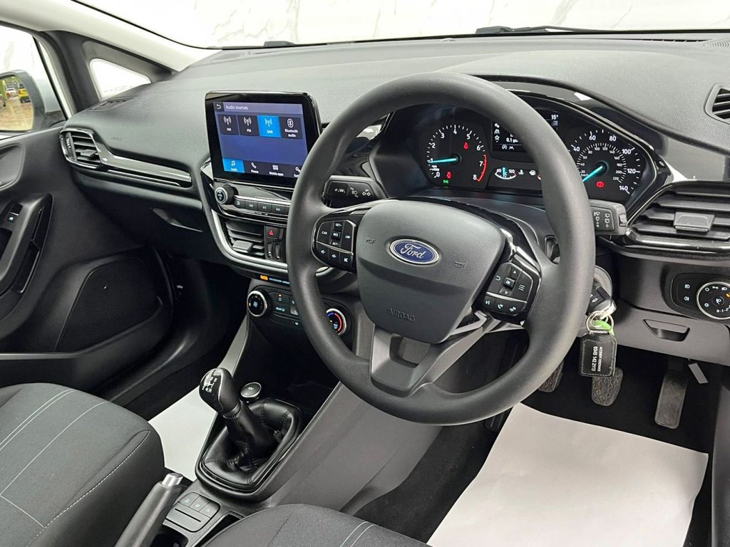Used Ford Fiesta 2020 for sale - 76147878: Photo 25