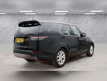 Used Land Rover Discovery 2019 for sale - 78597753: Photo