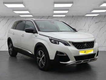 Used Peugeot 5008 2019 for sale - 77952657: Photo