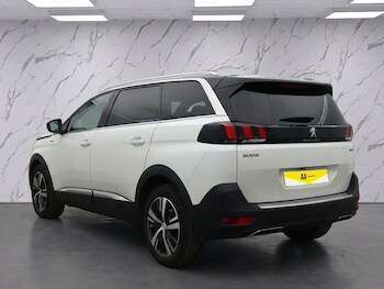 Used Peugeot 5008 2019 for sale - 77952657: Photo