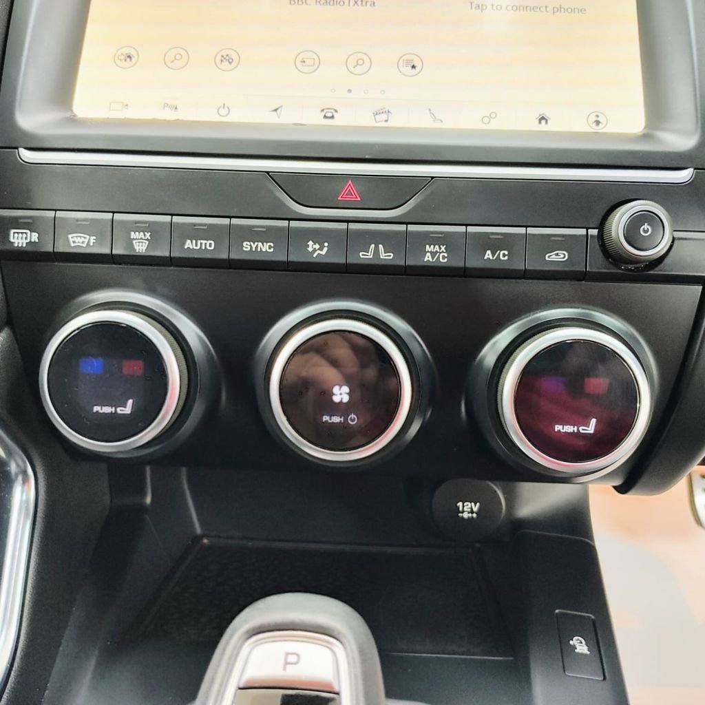 Used Jaguar E-Pace 2020 for sale - 77720289: Photo 27