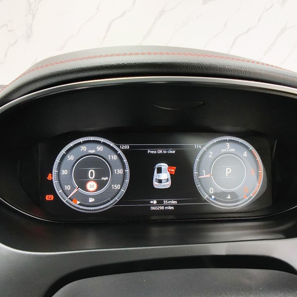 Used Jaguar E-Pace 2020 for sale - 77720289: Photo 29