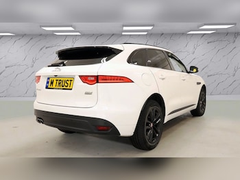 Used Jaguar F-Pace 2019 for sale - 78569943: Photo