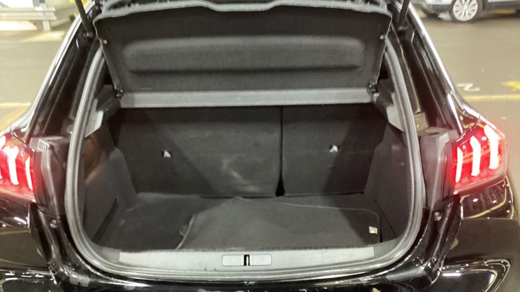 Used Peugeot 208 2023 for sale - 77464363: Photo 11