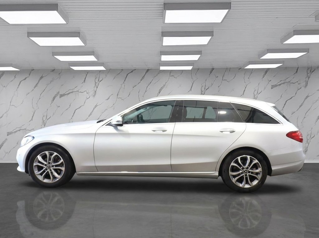 Used Mercedes-Benz C Class 2017 for sale - 77967591: Photo 6