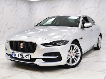 Used Jaguar XE 2020 for sale - 79385025: Photo
