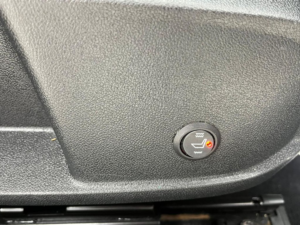 Used Volkswagen Golf 2020 for sale - 76210824: Photo 29