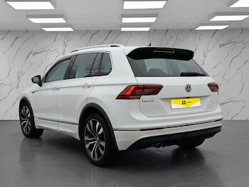 Used Volkswagen Tiguan 2018 for sale - 77463800: Photo