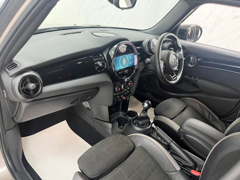 Used MINI Hatch 2022 for sale - 77384433: Photo 21