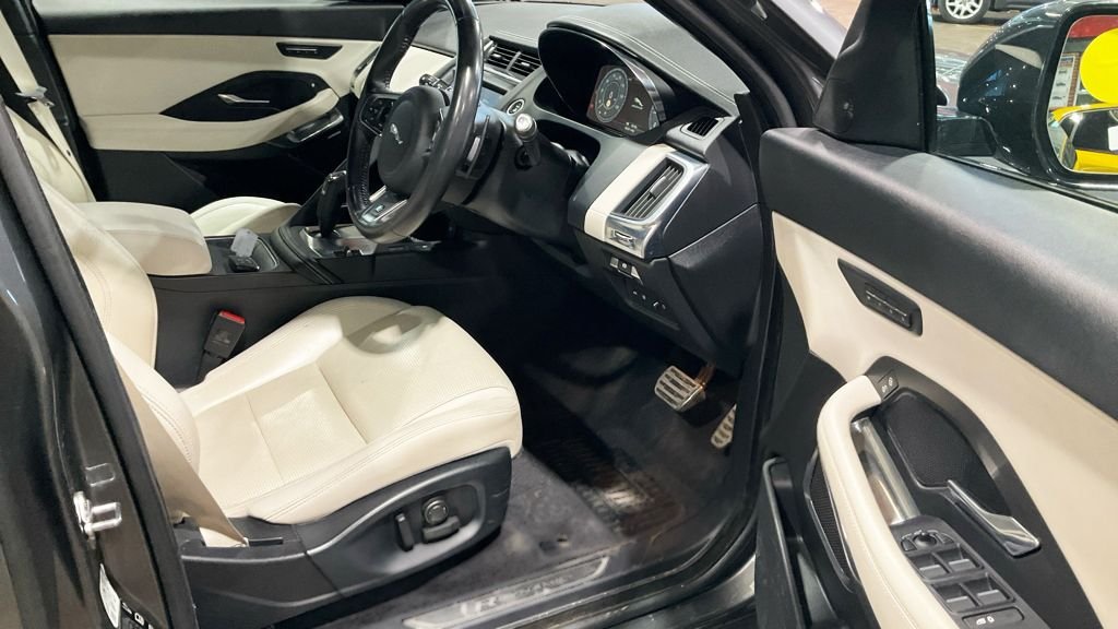 Used Jaguar E-Pace 2019 for sale - 77384535: Photo 9