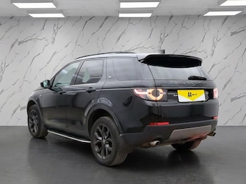 Used Land Rover Discovery Sport 2019 for sale - 77991409: Photo