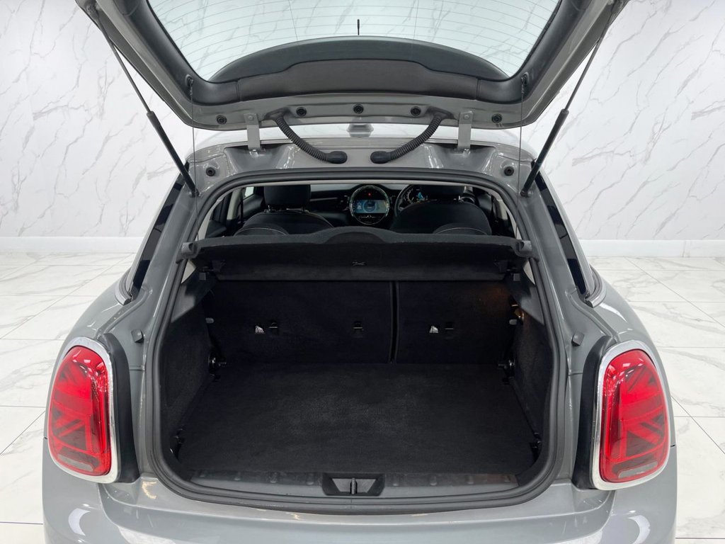 Used MINI Hatch 2021 for sale - 75936947: Photo 18