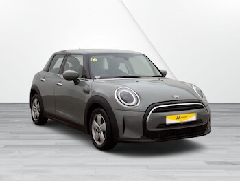 Used MINI Hatch 2021 for sale - 75936947: Photo