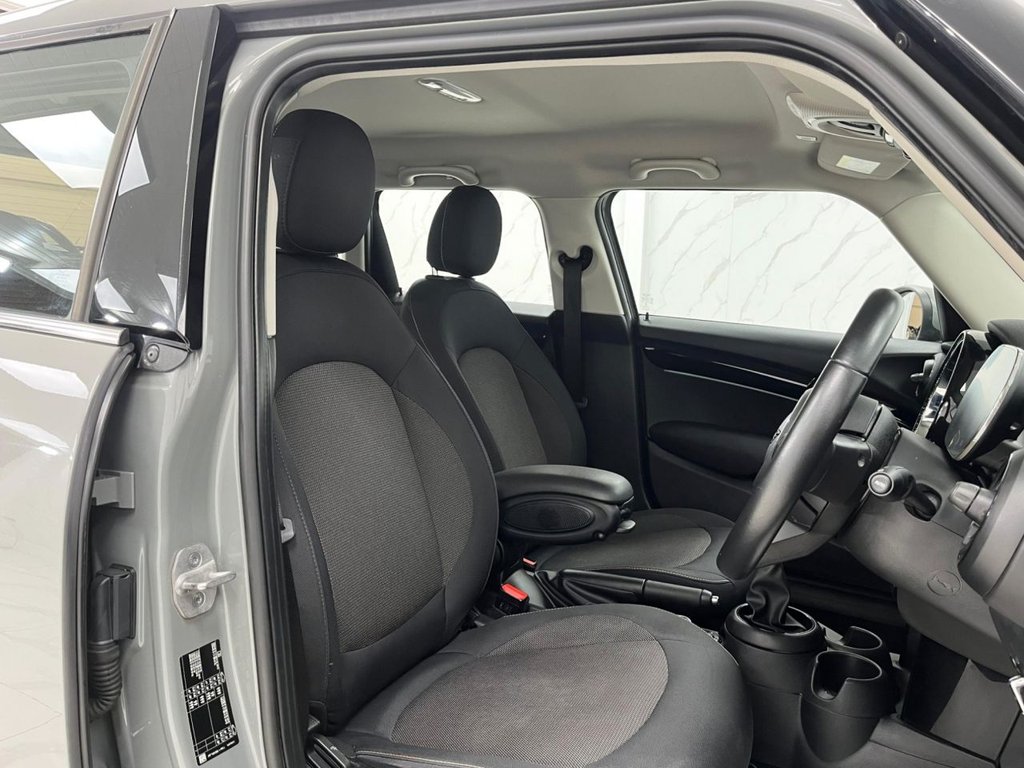 Used MINI Hatch 2021 for sale - 75936947: Photo 30