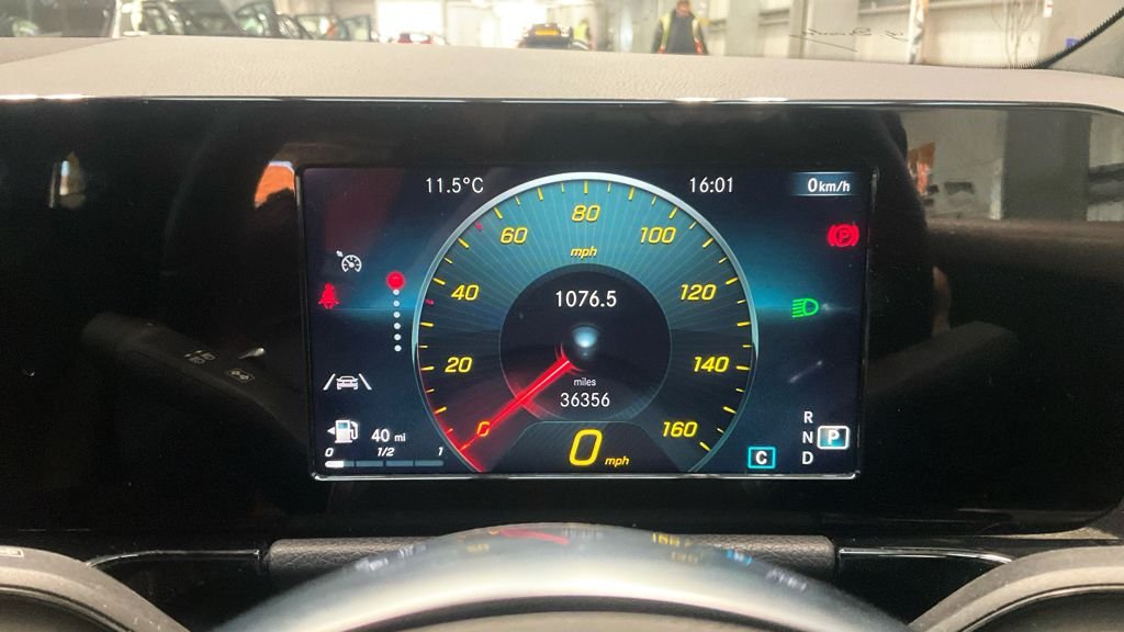 Used Mercedes-Benz GLA 2022 for sale - 77991068: Photo 8