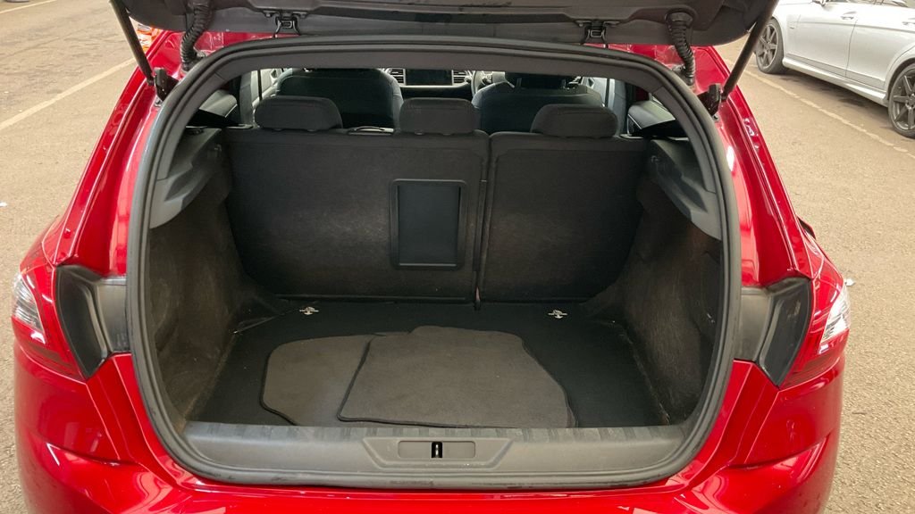 Used Peugeot 308 2020 for sale - 76147916: Photo 11