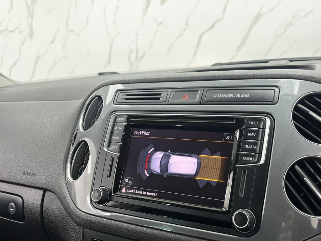 Used Volkswagen Tiguan 2015 for sale - 76710785: Photo 17