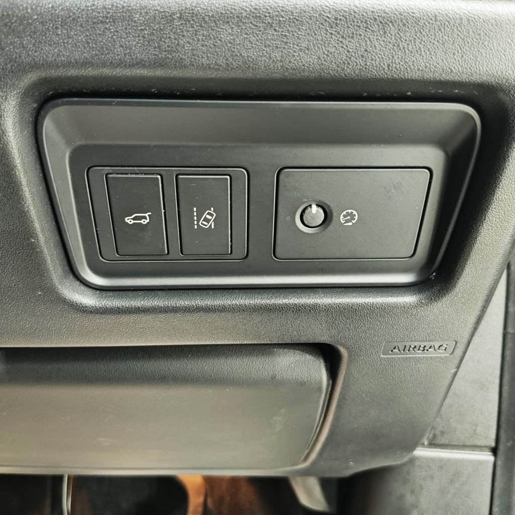 Used Land Rover Discovery Sport 2018 for sale - 77920046: Photo 29