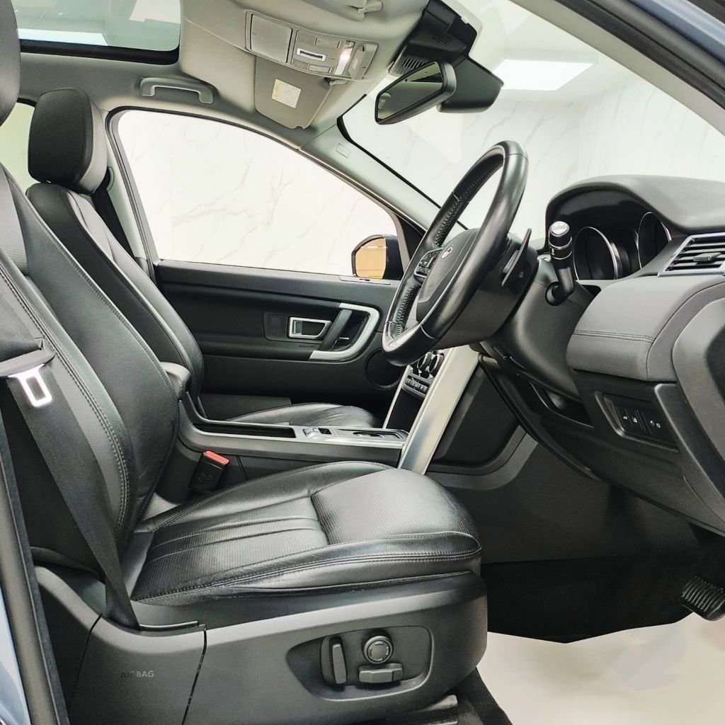 Used Land Rover Discovery Sport 2018 for sale - 77920046: Photo 32