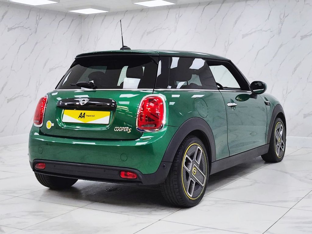 Used MINI Hatch 2022 for sale - 77952597: Photo 11